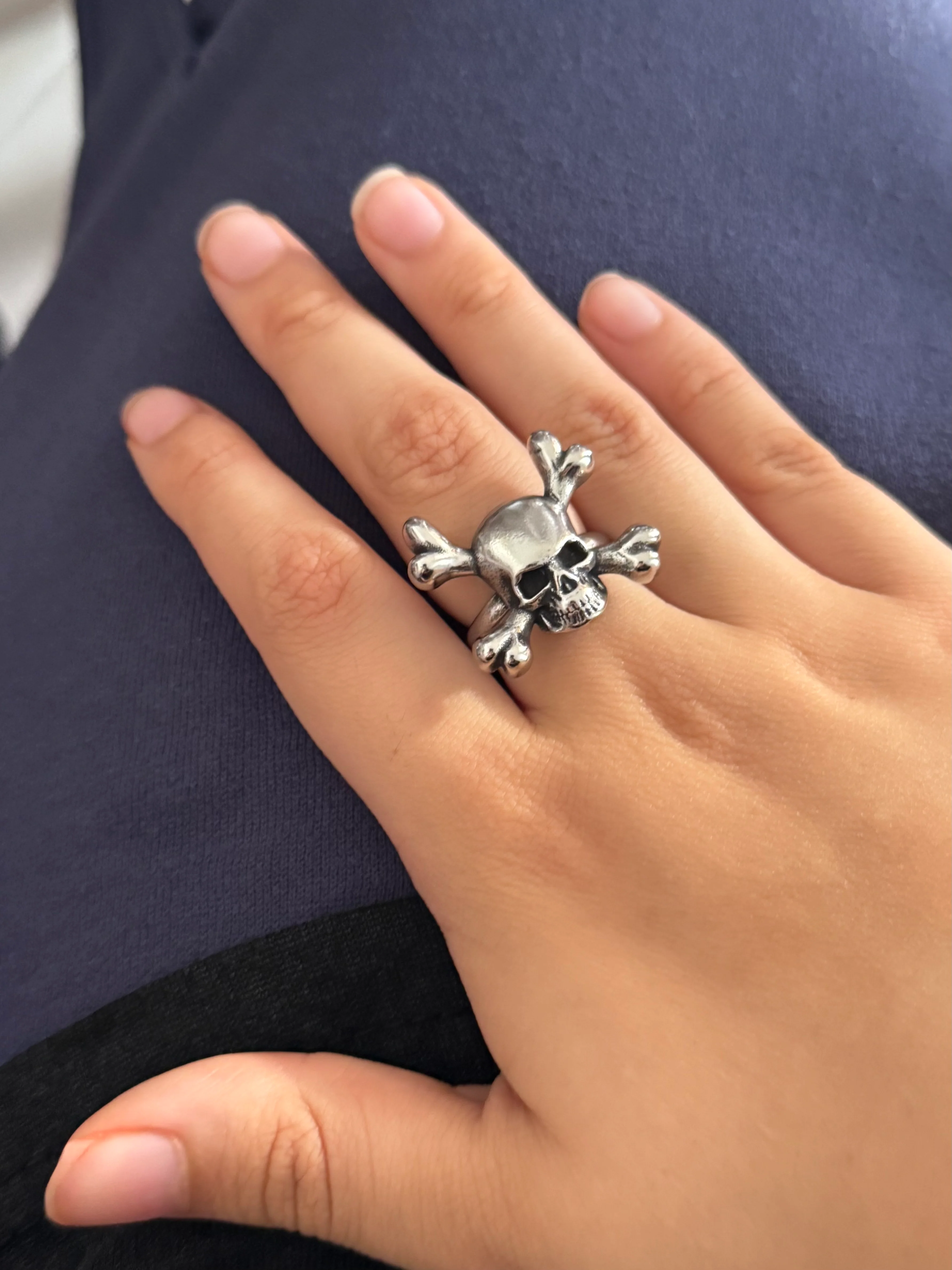Detailed Non Tarnish Skull Ring Waterproof Durable Open Size - Image 3