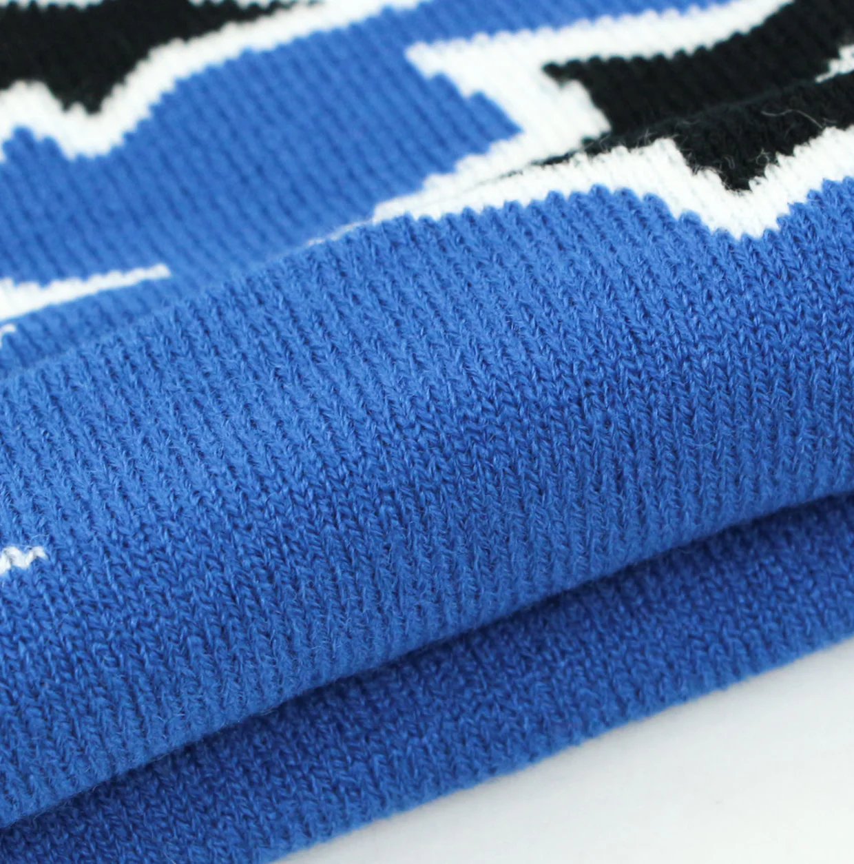 Star Pattern Beanies - Image 8
